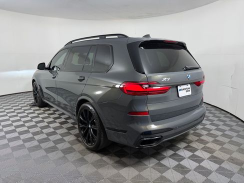 Used 2022 BMW X7 xDrive40i w/ M Sport Package AWD/4WD image 3