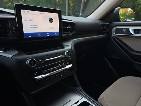 Used 2020 Ford Explorer XLT RWD image 29