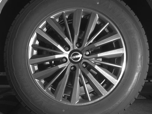 Used 2024 Nissan Armada SL image 14