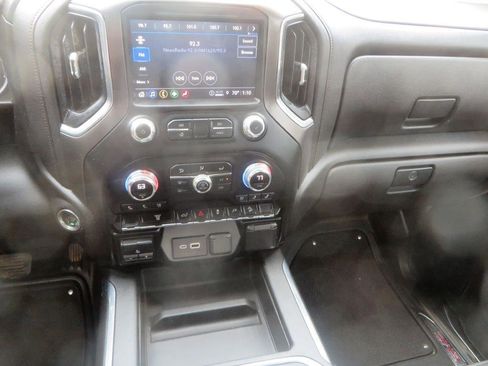 Used 2022 GMC Sierra 2500 AT4 w/ Gooseneck/5TH Wheel Package image 22