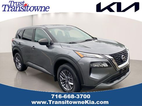 Used 2023 Nissan Rogue S AWD/4WD image 1