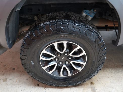 Used 2013 Ford F150 Raptor w/ Luxury Equipment Group image 67