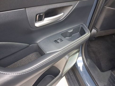 Used 2024 Toyota Grand Highlander FWD image 12