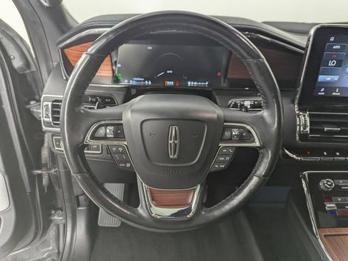 Used 2020 Lincoln Navigator Reserve w/ Equipment Group 208A Reserve AWD/4WD image 13
