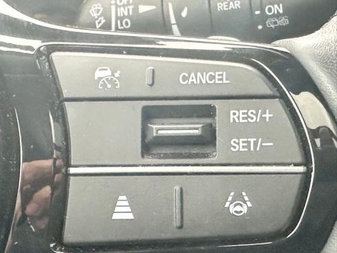 Certified 2024 Honda Pilot Touring image 14