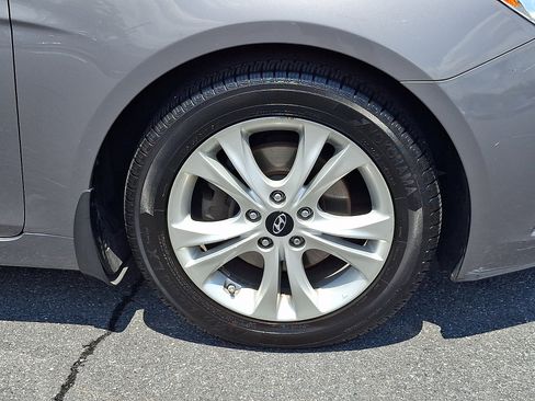 Used 2011 Hyundai Sonata Limited w/ Navigation Pkg 5 FWD image 8