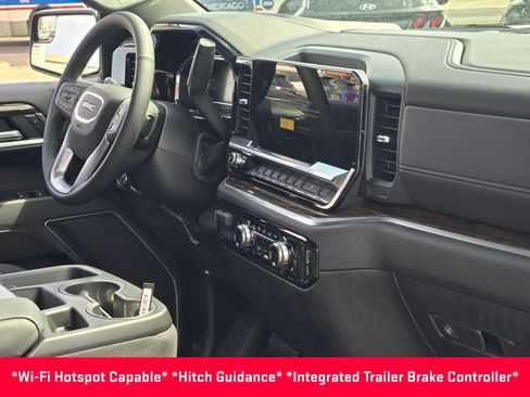 New 2025 GMC Sierra 1500 SLE AWD/4WD image 22
