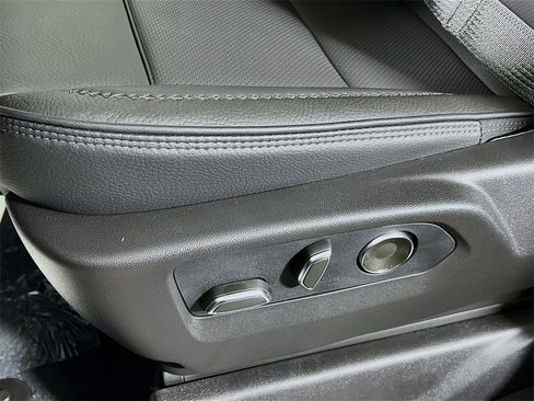 New 2026 GMC Sierra 3500 Denali w/ Denali Reserve Package image 16