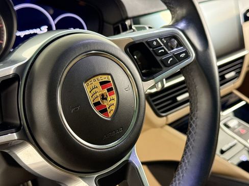 Used 2019 Porsche Cayenne S AWD/4WD image 19