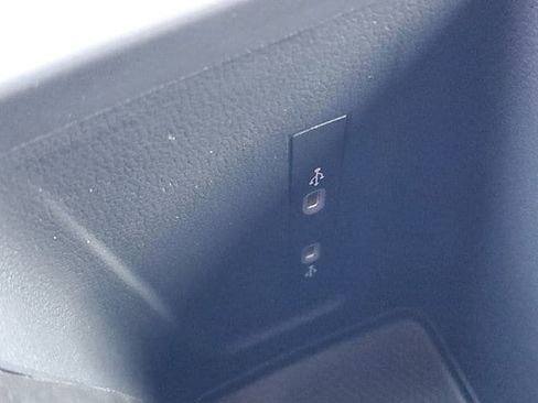 New 2026 Volkswagen Tiguan S image 25