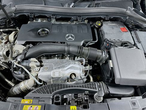 Certified 2023 Mercedes-Benz GLA 250 4MATIC image 37