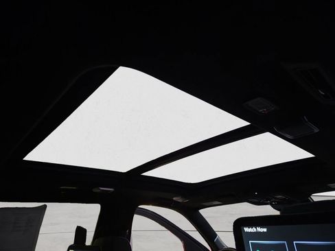 Used 2023 Cadillac Escalade Sport Platinum image 11