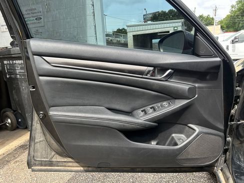Used 2019 Honda Accord Sport image 8