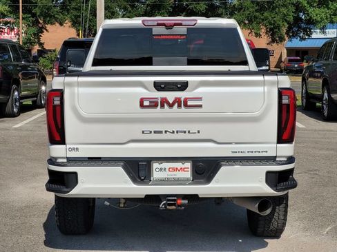 Used 2024 GMC Sierra 2500 Denali w/ Denali Reserve Package AWD/4WD image 6