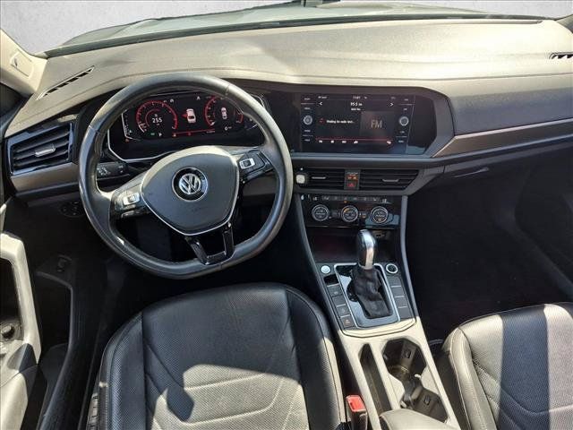 Used 2019 Volkswagen Jetta SEL Premium FWD image 13