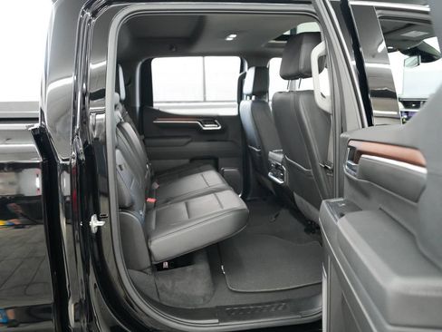 Used 2025 GMC Sierra 1500 Denali AWD/4WD image 33
