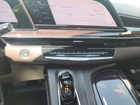 Used 2021 Cadillac Escalade Premium Luxury Platinum AWD/4WD image 20