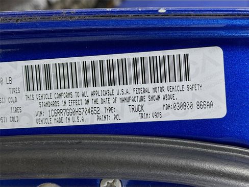 Used 2017 RAM 1500 Classic SLT image 21