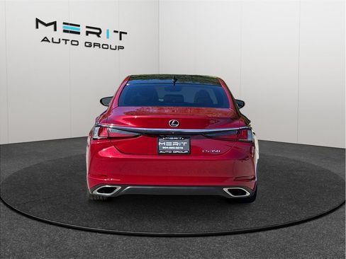 Used 2021 Lexus ES 350 Ultra Luxury w/ Accessory Package 2 FWD image 8