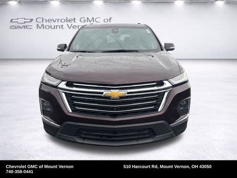 Used 2023 Chevrolet Traverse LT w/ LT Premium Package FWD image 9