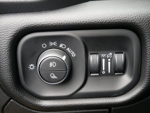 Used 2026 RAM 1500 Big Horn AWD/4WD image 18