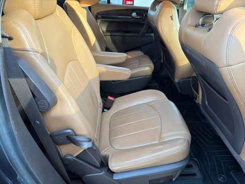 Used 2014 Buick Enclave Leather FWD image 16