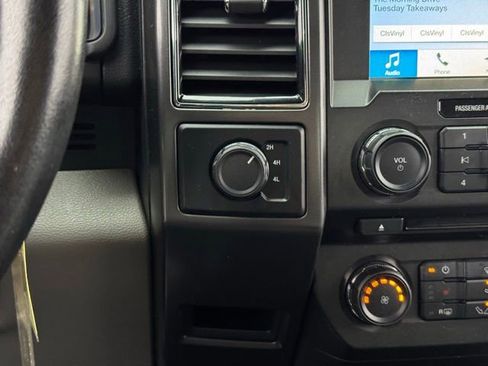 Used 2018 Ford F150 XLT w/ Equipment Group 302A Luxury AWD/4WD image 12