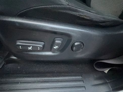 Used 2015 Toyota 4Runner SR5 image 10