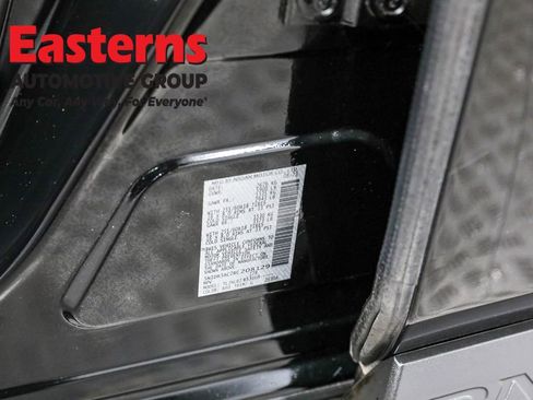 Used 2024 Nissan Pathfinder S image 35