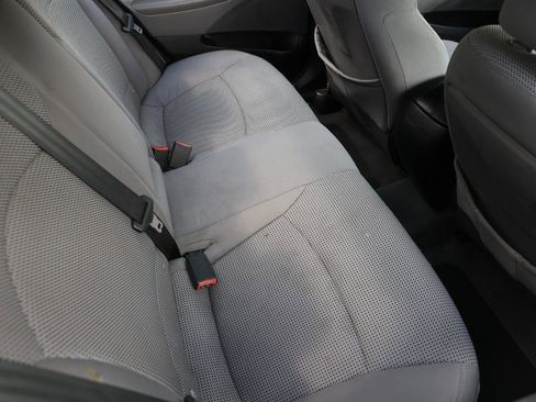 Used 2011 Hyundai Sonata GLS image 12