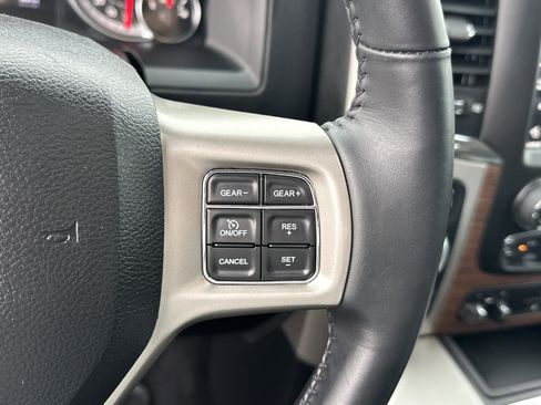 Used 2018 RAM 1500 Laramie w/ Convenience Group image 19