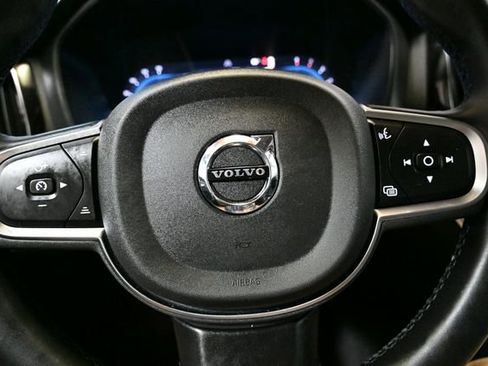 Used 2024 Volvo XC60 B5 Core AWD/4WD image 38