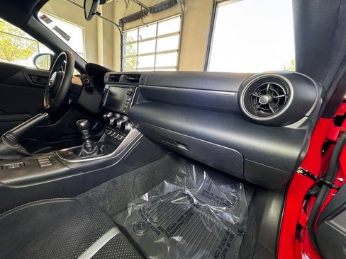 Certified 2025 Toyota GR86 Premium w/ ALL Weather Mat Package (TMS) RWD image 50
