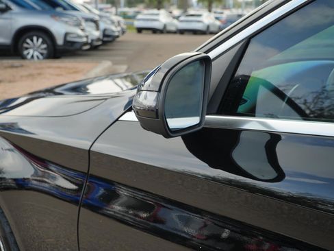 Used 2021 Mercedes-Benz C 300 Sedan image 12