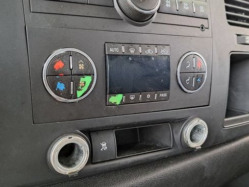 Used 2008 Chevrolet Silverado 1500 LT w/ Towing Package AWD/4WD image 14