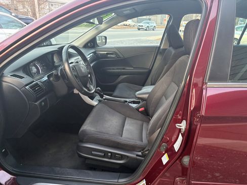 Used 2013 Honda Accord Sport image 9