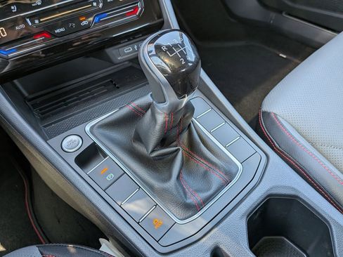 New 2026 Volkswagen Jetta GLI Autobahn FWD image 24