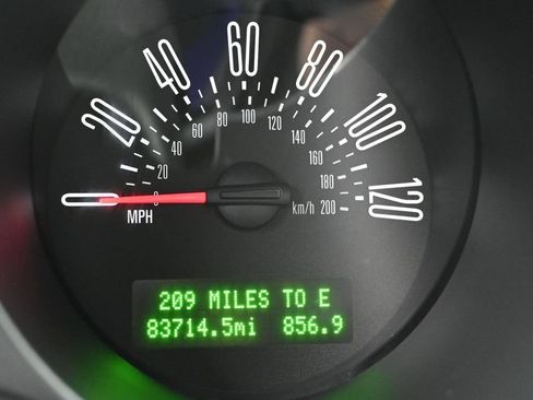 Used 2009 Ford Mustang Coupe RWD image 10