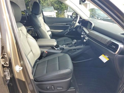New 2025 Kia Telluride SX w/ SX Captain's Chair Package image 11
