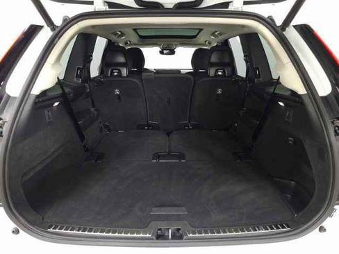 Certified 2025 Volvo XC90 B6 Plus image 10
