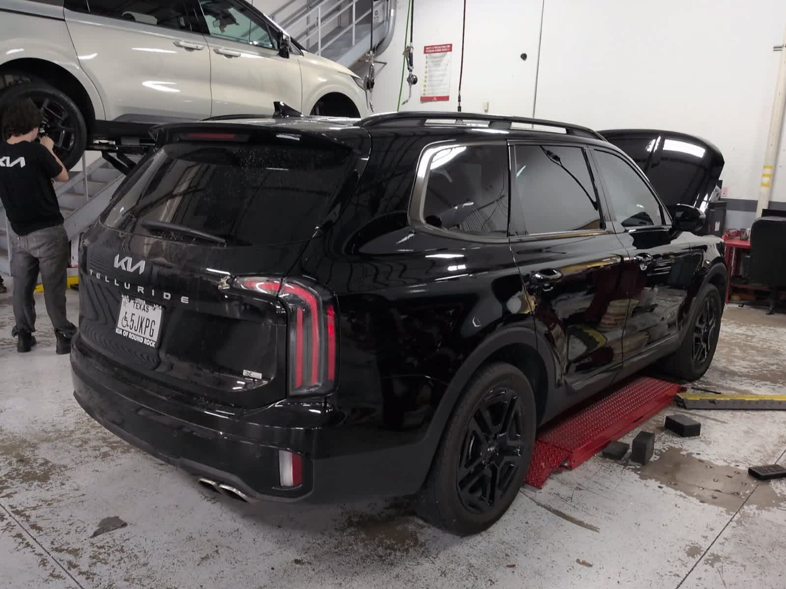 Certified 2024 Kia Telluride SX Prestige X-Line AWD/4WD image 4