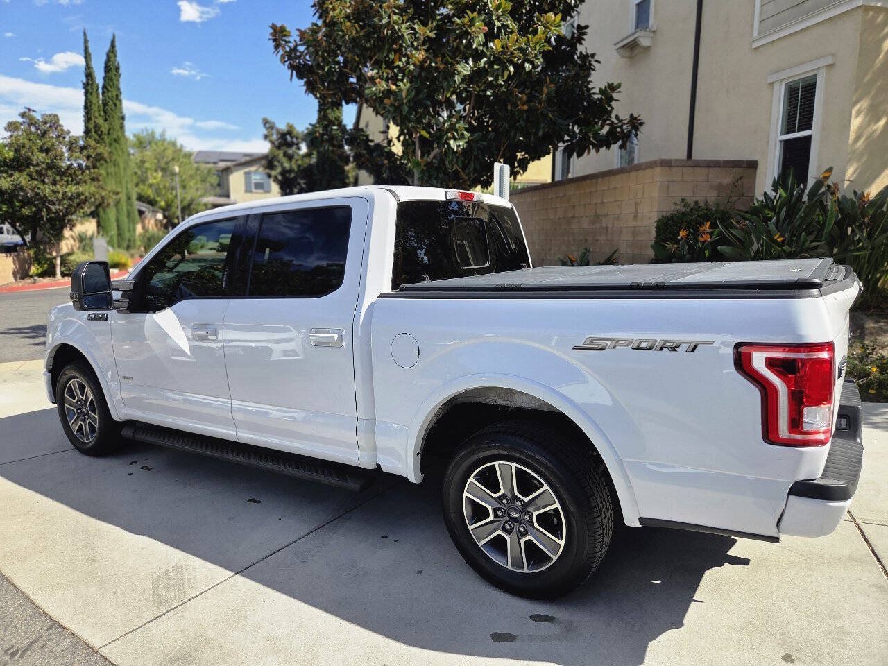Used 2017 Ford F150 XLT w/ Equipment Group 302A Luxury RWD image 23