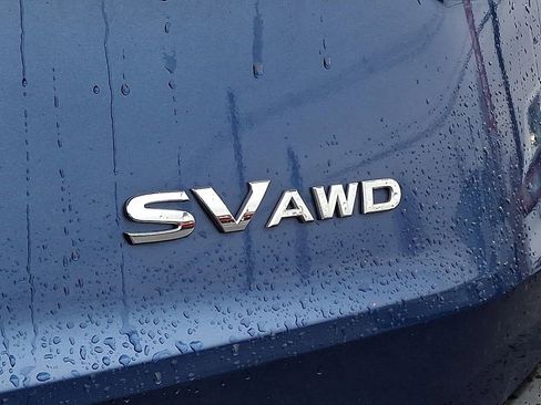 Used 2022 Nissan Rogue SV image 29