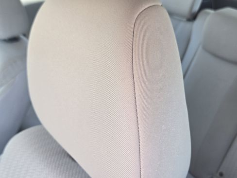 Used 2016 Honda HR-V LX image 15