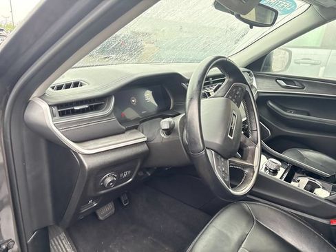 Used 2022 Jeep Grand Cherokee Limited AWD/4WD image 8