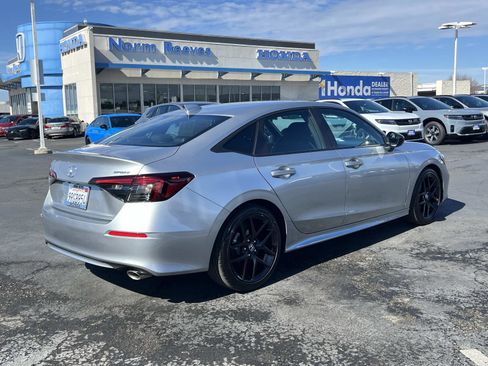 Certified 2025 Honda Civic Sport image 23