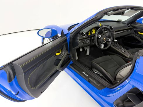 Used 2023 Porsche 718 Boxster Spyder image 35