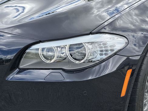 Used 2013 BMW M5 RWD image 8