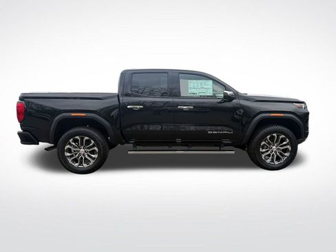 New 2026 GMC Canyon Denali AWD/4WD image 7
