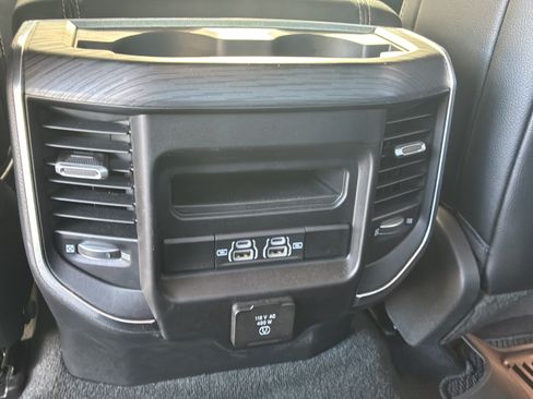 Used 2023 RAM 1500 Laramie AWD/4WD image 21